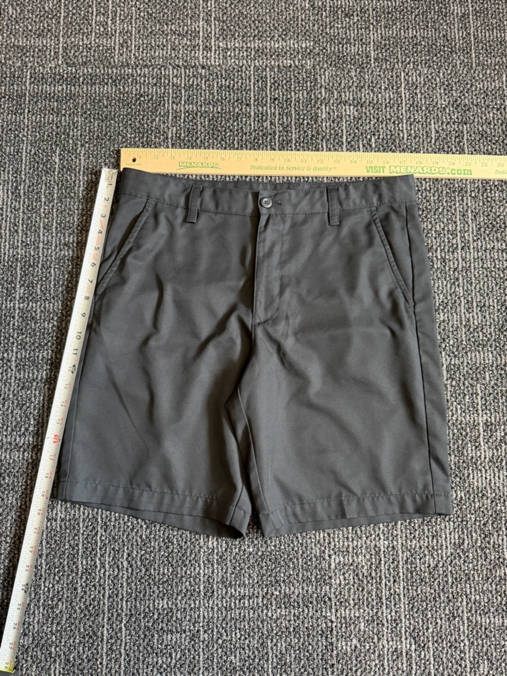 Izod Shorts Mens 34 Black Golf Short Chino Flat Front Outdoor Performance Golfer